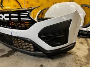 KOMPLET PRZÓD ZDERZAK MASKA LAMPY DACIA SANDERO STEPWAY III 369 1.0 TCE 23R