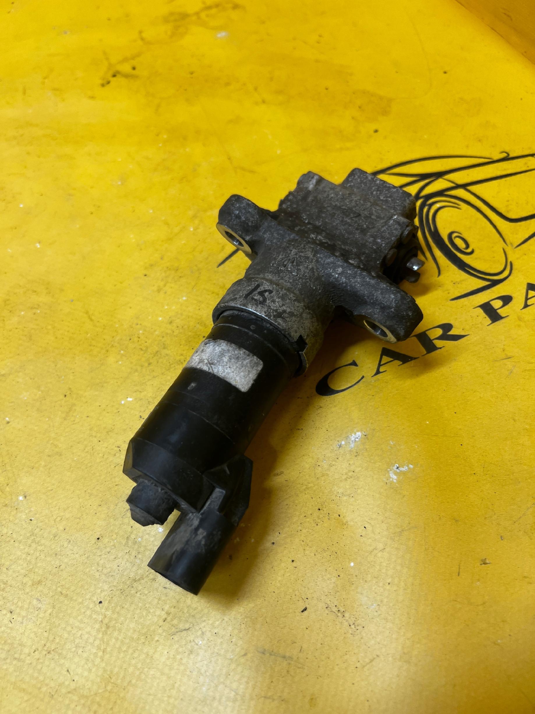 SILNICZEK SIŁOWNIK HAMULCA RĘCZNEGO PRAWY VW TOUAREG 7P PORSCHE CAYENNE 7P