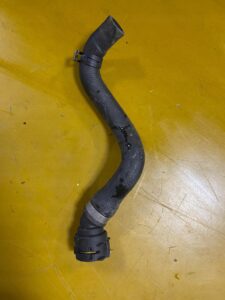 WĄŻ RURA PRZEWÓD WODY BMW X6M E71 X5 X70