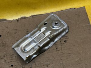 WSPORNIK UCHWYT MOCOWANIE MERCEDES W213