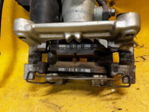 ZACISK HAMULCOWY PRAWY TYŁ FORD ESCAPE MK4