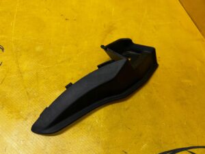 ZAŚLEPKA NAROŻNIK PODSZYBIA LEWA LEWY RENAULT ESPACE VI AUSTRAL