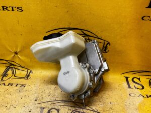 POMPA WSPOMAGANIA KIEROWNICY INFINITI Q70