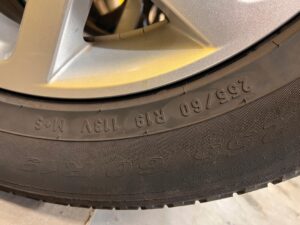 LAND ROVER DISCOVERY V KOŁA FELGI OPONY 255/60 R19