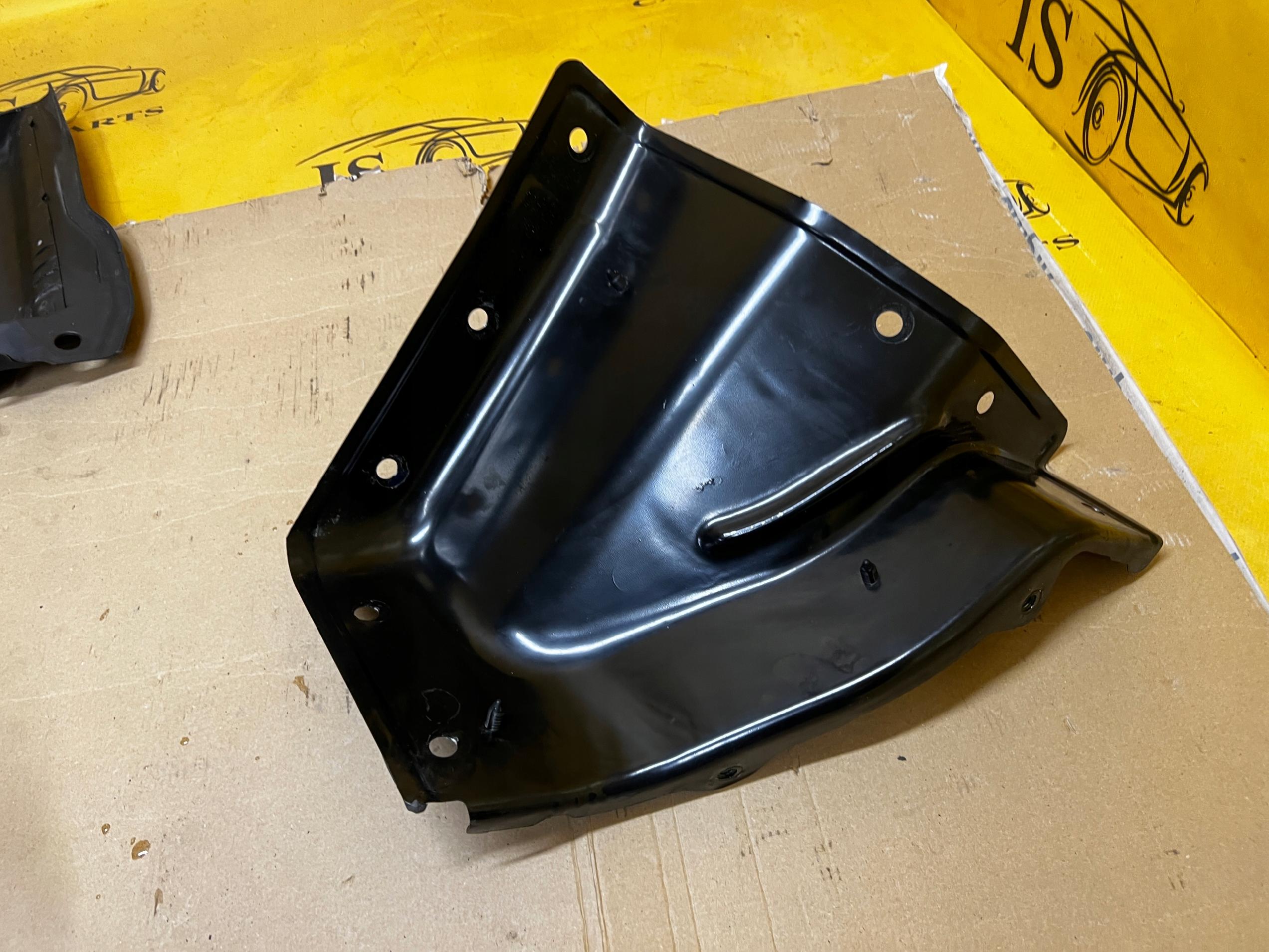 OSŁONA WZMOCNIENIE PODSZYBIA FORD MUSTANG VI