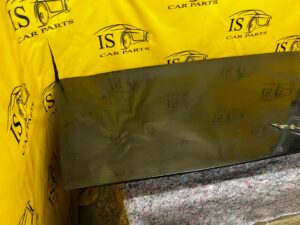 KLAPA POKRYWA TYŁ BAGAŻNIKA ZNACZEK CHEVROLET CORVETTE C5 CABRIO 97-04