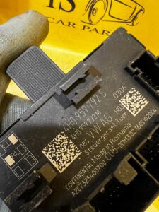 MODUŁ DRZWI PRAWY PRZÓD PORSCHE 911 991 LIFT