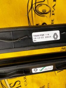 KOMPLET LISTWY RELINGI DACHOWE RENAULT ESPACE VI
