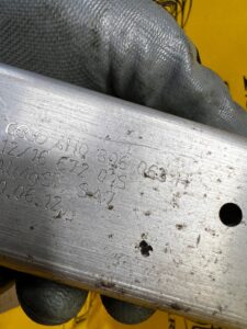 PODŁUŻNICA STREFA ZGNIOTU PRZÓD LEWA LEWY AUDI A8 D4 4H