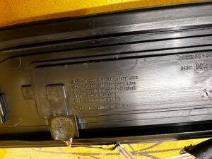 KOMPLET LISTWY LISTWA NAKŁADKA NAKŁADKI PROGU PRÓG LED BMW M5 F90 M-POWER