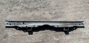 PAS PRZEDNI WZMOCNIENIE GÓRNE TOYOTA HILUX VIII 8