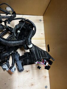 WIĄZKA KOMORY SILNIKA NISSAN LEAF I ZE0