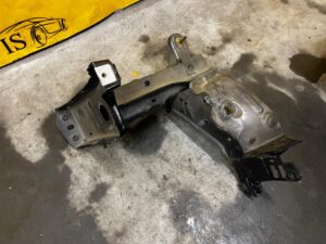 ĆWIARTKA PODŁUŻNICA PRZÓD LEWY LEWA CITROEN C4 GRAND PICASSO II 2016R