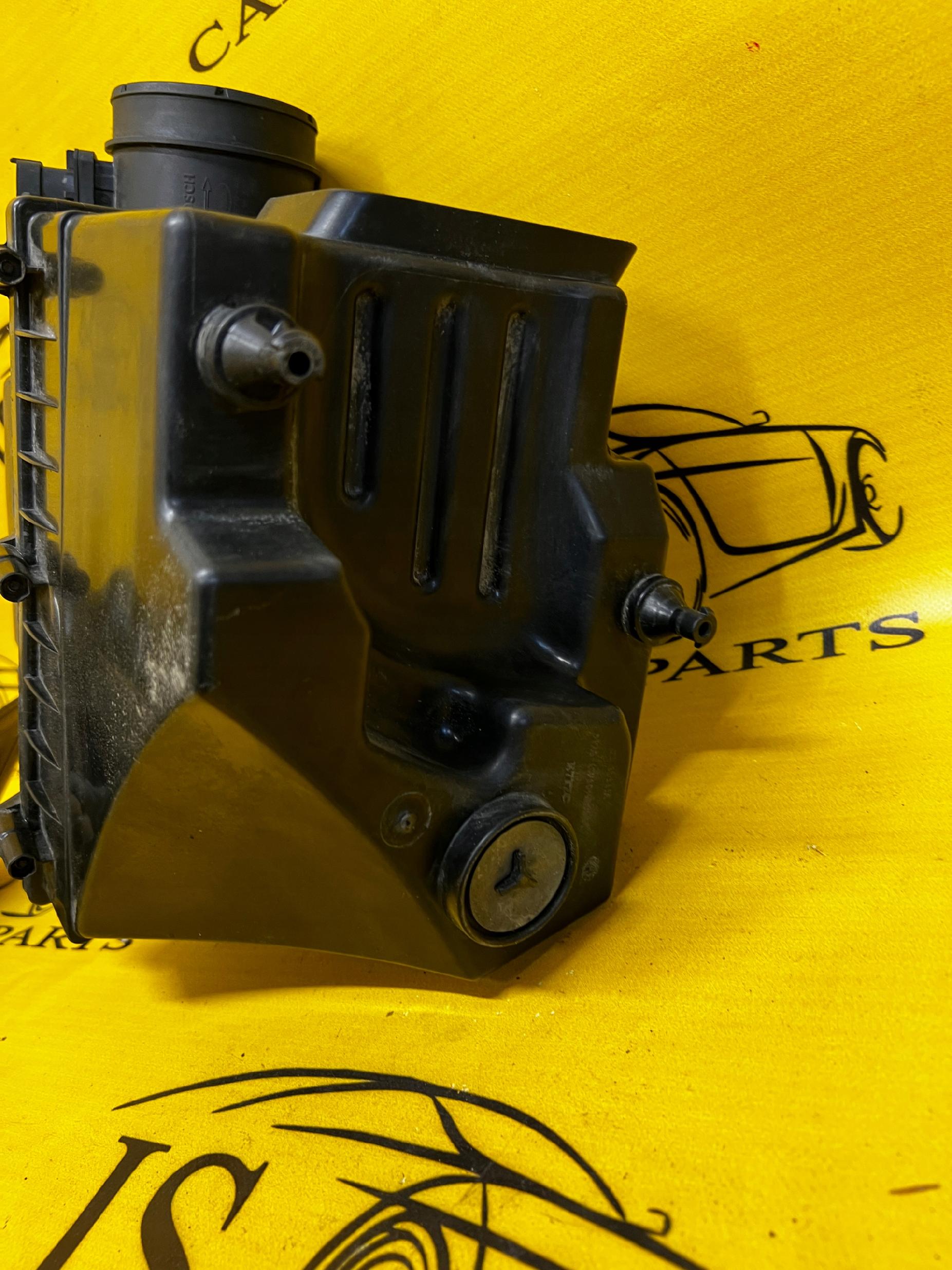 OBUDOWA FILTRA POWIETRZA RANGE ROVER VELAR L560 2.0D