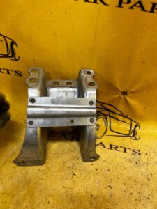 UCHWYT WSPORNIK MOCOWANIE BLACHA RENAULT MEGANE IV