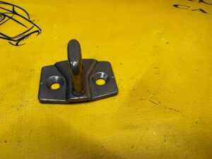 RYGIEL ZAMKA DRZWI TYŁ TYLNYCH LEWY PRAWY BMW 5 F10 F11