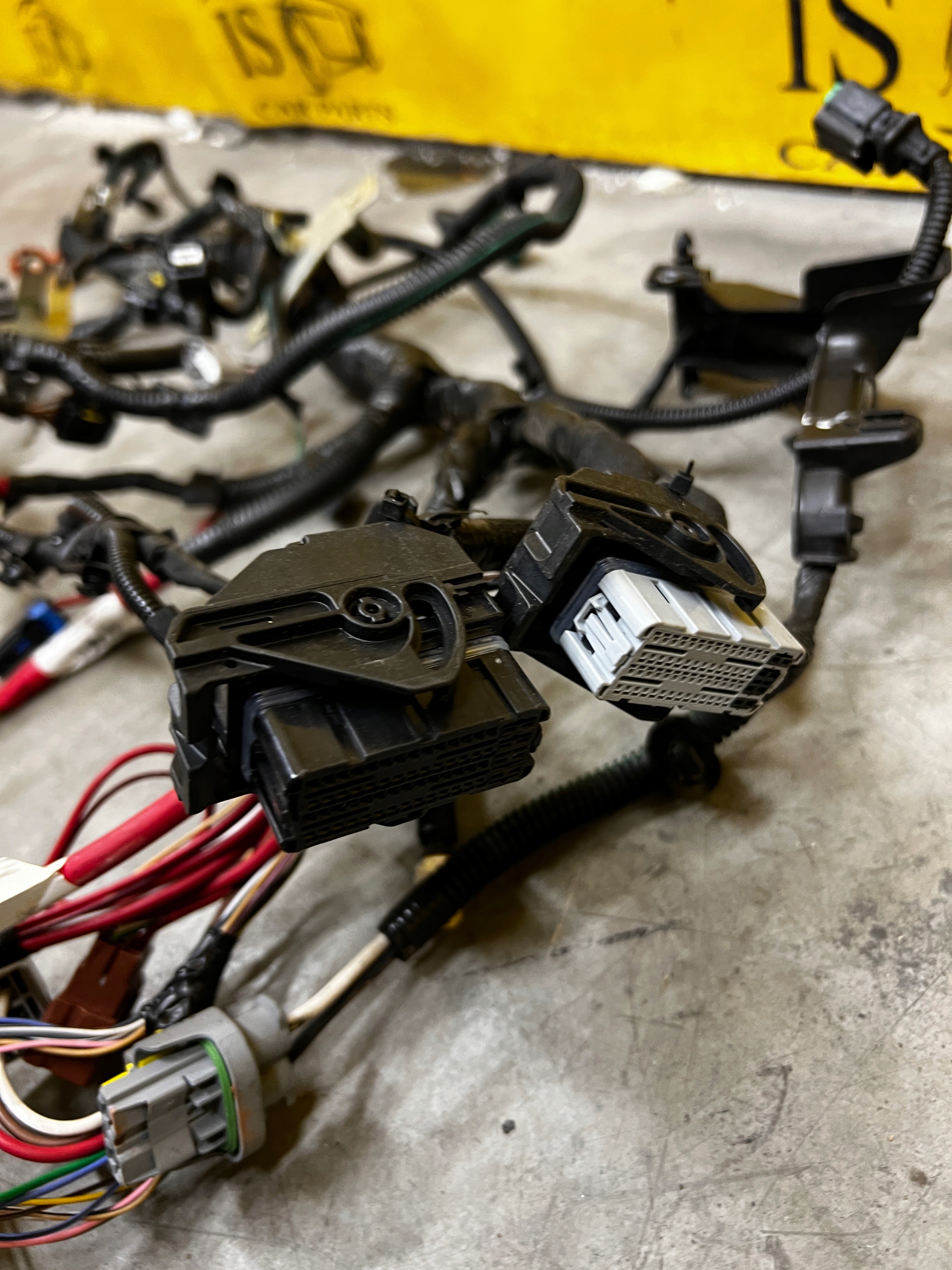 WIĄZKA INSTALACJA SILNIKA DACIA SANDERO III 2021R 1.0 SCE