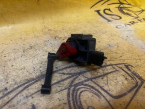 CZUJNIK POZIOMOWANIA ŚWIATEŁ LEWY LEWA PEUGEOT CITROEN