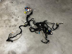 WIĄZKA INSTALACJA OKABLOWANIE POD DESKĘ DESKI KONSOLI CITROEN C4 PICASSO II