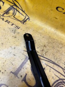 WSPORNIK MOCOWANIE BLASZKA AKUMULATORA BMW 5 G30