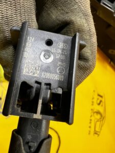 CZUJNIK OCHRONY PIESZYCH MERCEDES C-KLASA W206 AMG