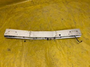 BELKA WZMOCNIENIE ZDERZAKA TYŁ STREFY INFINITI Q70