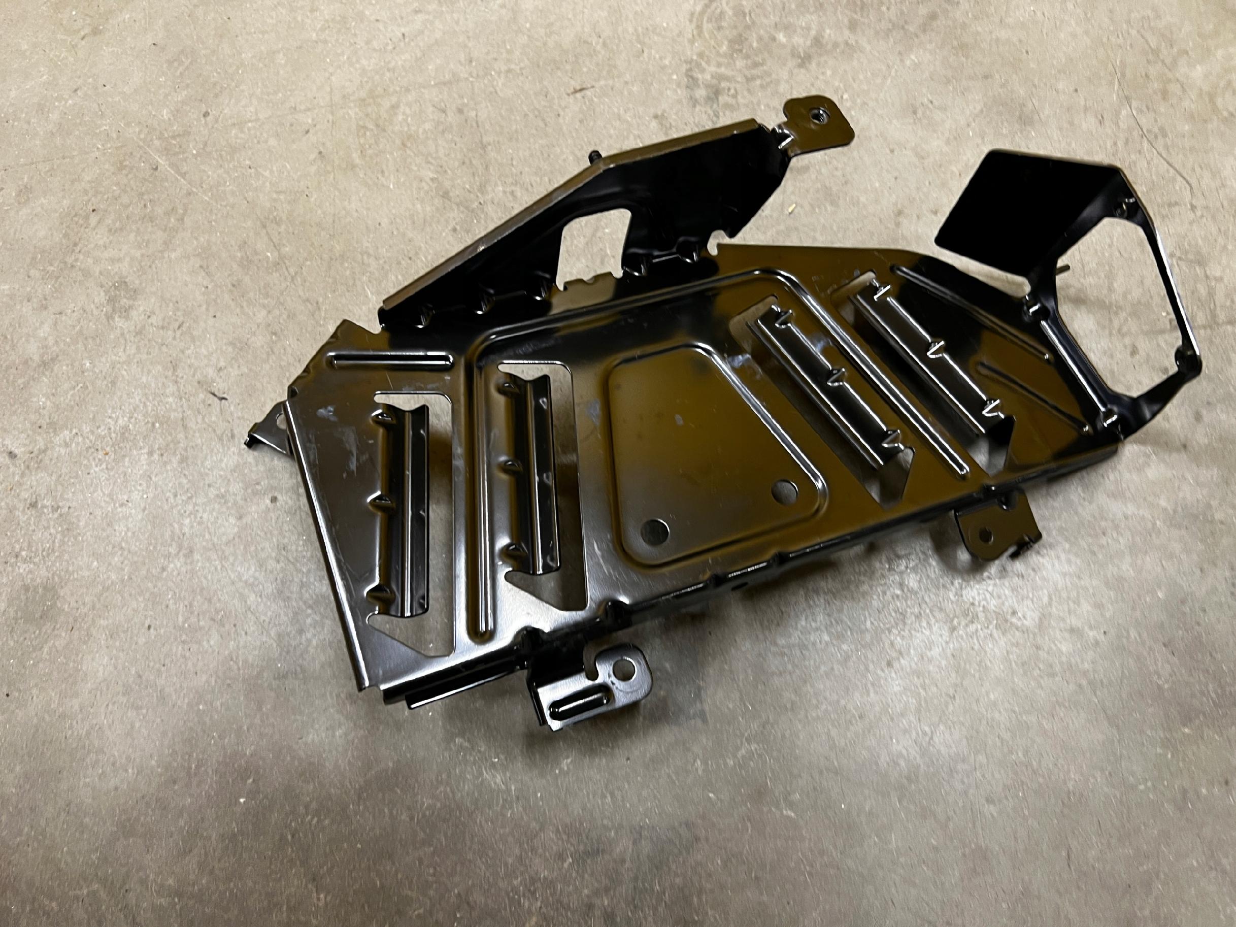 WSPORNIK MOCOWANIE WZMACNIACZA BMW X5 E70 X6 E71