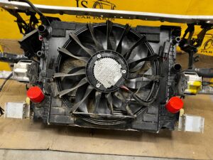 PAS PRZEDNI BELKA CHŁODNICE BMW G30 5 3.0 D 530D