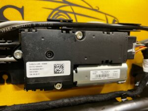 ROLETA SZYBERDACH SILNIK FORD KUGA ST-LINE MK3