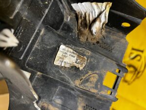 LISTWA NAKŁADKA SIERP BŁOTNIKA PRZÓD LEWY LEWA FORD KUGA MK3