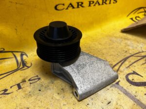 ROLKA NAPINACZ PASKA DACIA SANDERO III 2023R