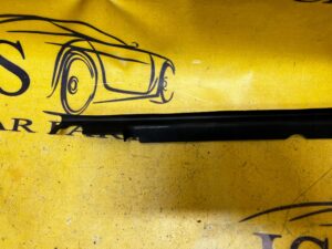 OSŁONA NAKŁADKA LISTWA BŁOTNIK PRAWA AUDI A8 D5 4N