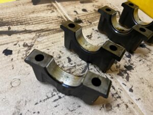 KOMPLET PODPORA PODPORY STOPA WAŁU BLOKU RENAULT 0.9 TCE H4BB408