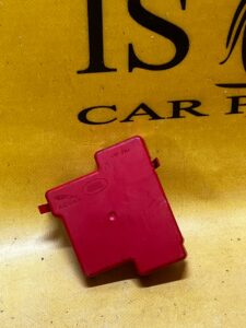 OSŁONA KLEMY PLUS AKUMULATORA RR VOGUE L405