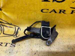 CZUJNIK POZIOMOWANIA ŚWIATEŁ PRAWY BMW SERIA 5 G30