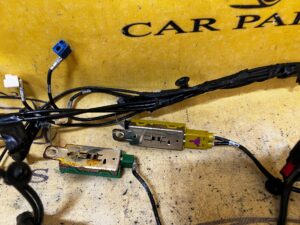 INSTALACJA WIĄZKA ANTENY ANTENOWA RANGE ROVER EVOQUE II L551