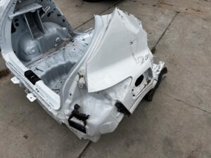 ĆWIARTKA BŁOTNIK WANNA PAS TYLNY TYŁ LEWY DACIA SANDERO STEPWAY III 369