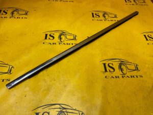 LISTWA ZGARNIAJĄCA SZYBY PRZÓD PRAWY CHROM PEUGEOT 3008 II