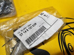 10 X KOŁEK DO NITOWANIA JEDNOSTRONNEGO Z GWIN. GRUBOZW BMW M5X10,5 NOWY OEM