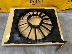 KORPUS WENTYLATORA Z KLAPAMI BMW 5 G30 G31 6 G32 7 G11 G12 NOWY OEM