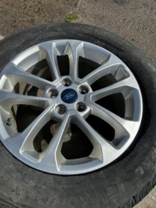 KOŁO FELGA OPONA CAŁOROCZNA FORD KUGA MK3 ESCAPE MK4 225/65 R17