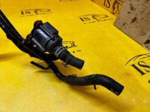 KRÓCIEC RURA RURKA PRZEWÓD WĄŻ POMPA WODY VOLKSWAGEN GOLF VIII HB 2.0 TDI