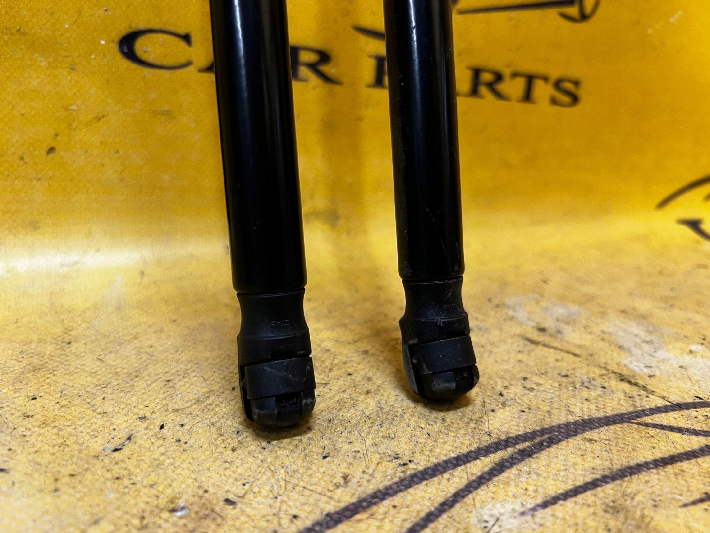 SIŁOWNIK TELESKOP KLAPY PRAWY MERCEDES A KLASA W177