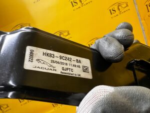 FILTR WĘGLOWY STELAŻ MOCOWANIE RANGE ROVER VELAR L560 2.0i BENZYNA