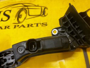 KLEMA BEZPIECZNIK ROZDZIELACZ PRĄDU BMW 5 G30 M5 F90 X3 G01 X4 G02 7 G11