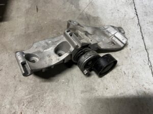 ŁAPA MOCOWANIE NAPINACZ ALTERNATORA RENAULT MEGANE IV 1.5 DCI