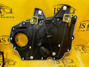 WYGŁUSZENIE DRZWI LEWYCH FORD KUGA MK3 ESCAPE MK4