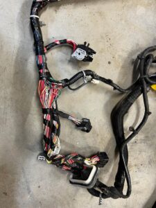 WIĄZKA PRZEWODÓW KABINY JEEP GRAND CHEEROKIE WK2 SRT 6.4