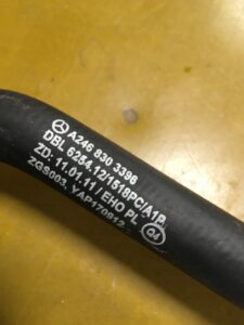 RURA WĄŻ POMPA WODY MERCEDES 2.2 W156 INFINITI Q30