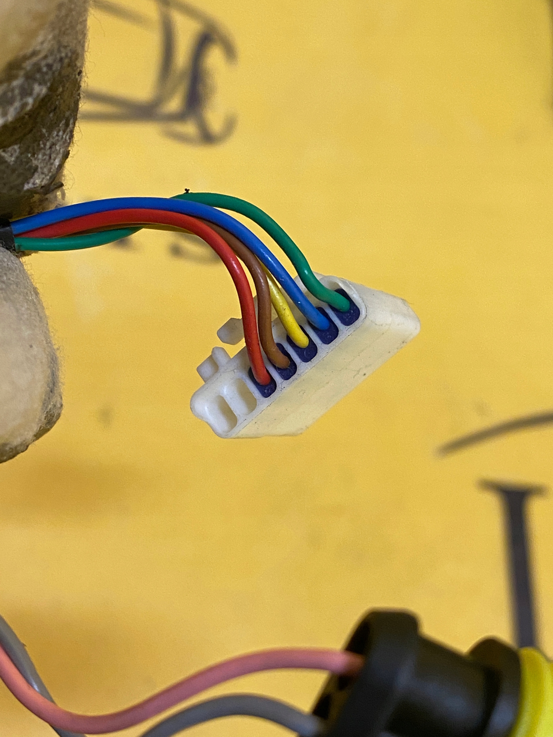 PRAWE LUSTERKO IVECO DAILY VI LIFT 2019 5+4 9 PIN